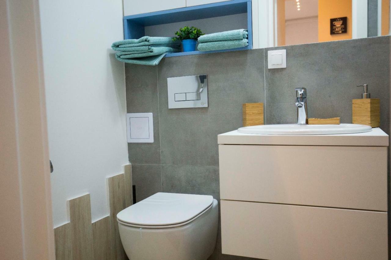 Ideal Apartment Бухарест Екстер'єр фото
